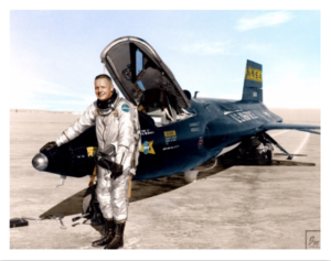 Neil Armstrong dopo un volo sul X15